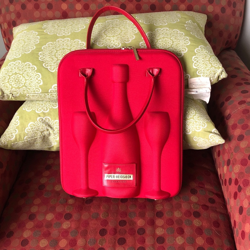 Piper-Heidsieck Champagne Picnic Carrier Bag with Two Branded Glasses –